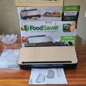 FoodSaver Premier Multi-Use Vacuum Sealer VS3180